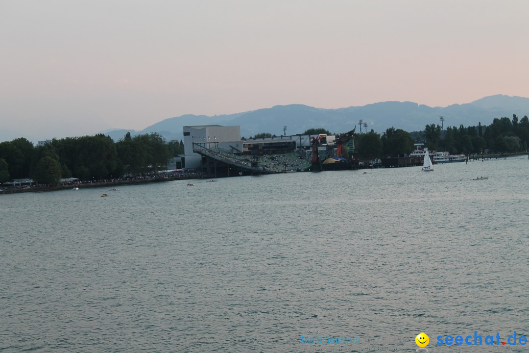 White-Night-Sonnenk_nigin-Bregenz-20-07-2013-Bodensee-Community-seechat_deBild_202.jpg