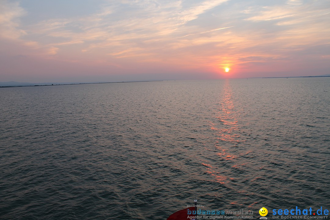 White-Night-Sonnenk_nigin-Bregenz-20-07-2013-Bodensee-Community-seechat_deBild_238.jpg