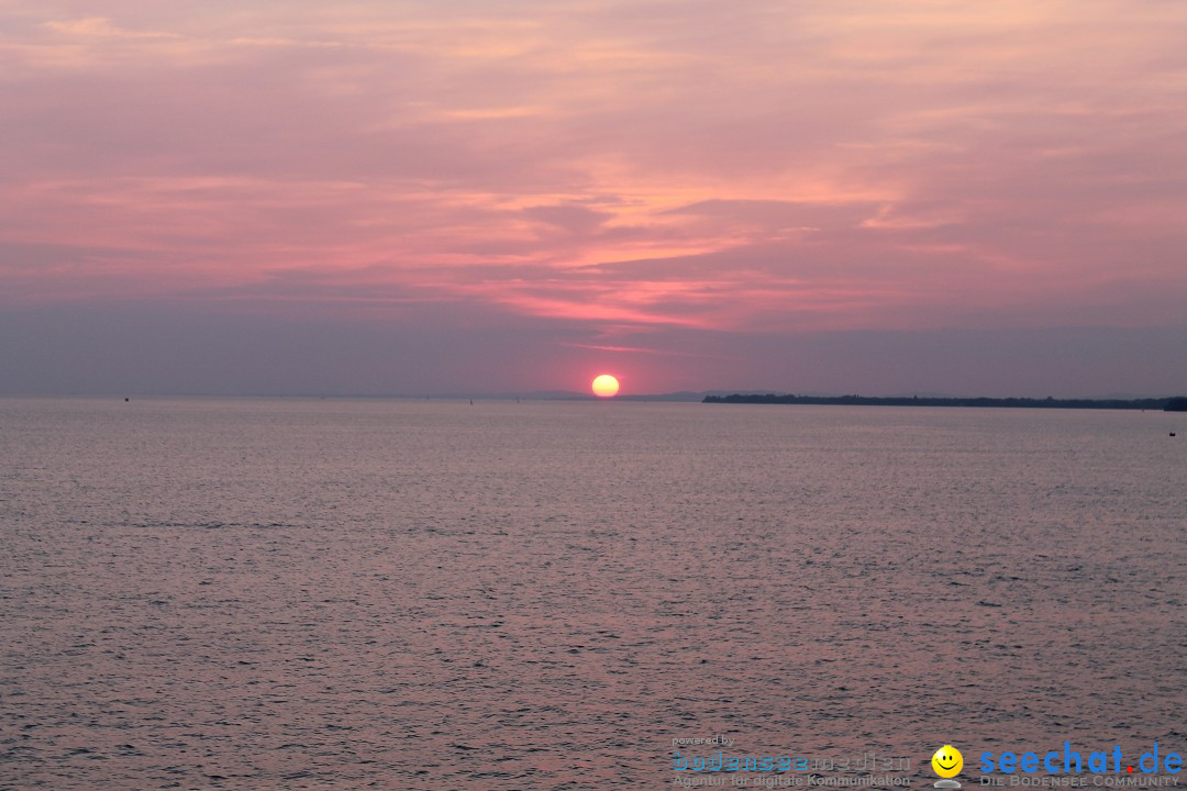 White-Night-Sonnenk_nigin-Bregenz-20-07-2013-Bodensee-Community-seechat_deBild_259.jpg