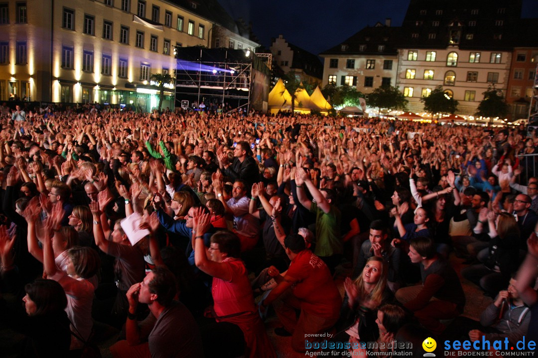 Stars in Town: LUXUSLAERM, SILBERMOND, 77 BOMBAY STREET: Schaffhausen, 09.0