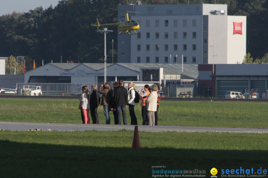 Zwei Zeppelin NT im Formations-Flug: Friedrichshafen am Bodensee, 19.10.201