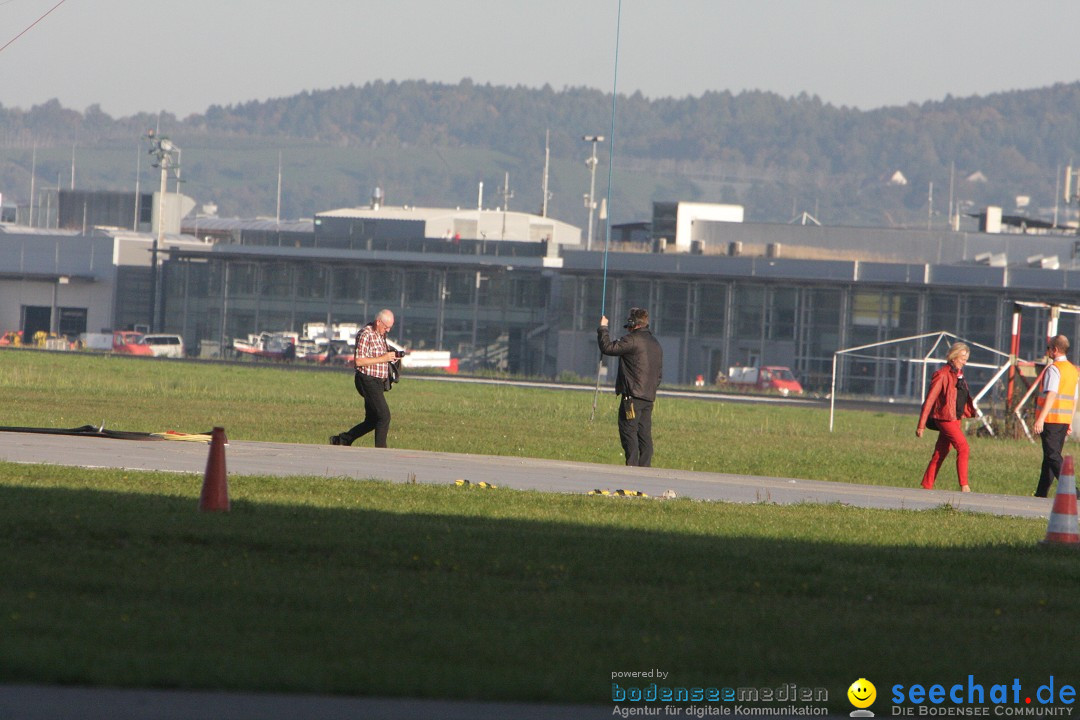 Zwei Zeppelin NT im Formations-Flug: Friedrichshafen am Bodensee, 19.10.201