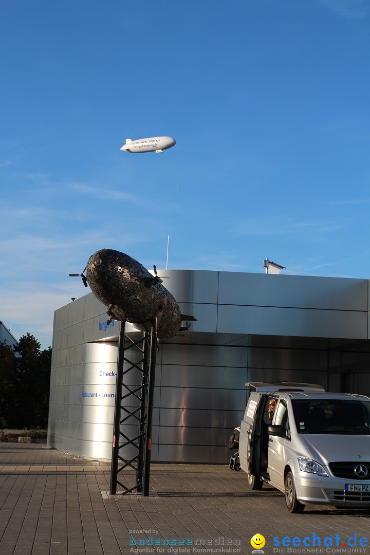 Zwei Zeppelin NT im Formations-Flug: Friedrichshafen am Bodensee, 19.10.201