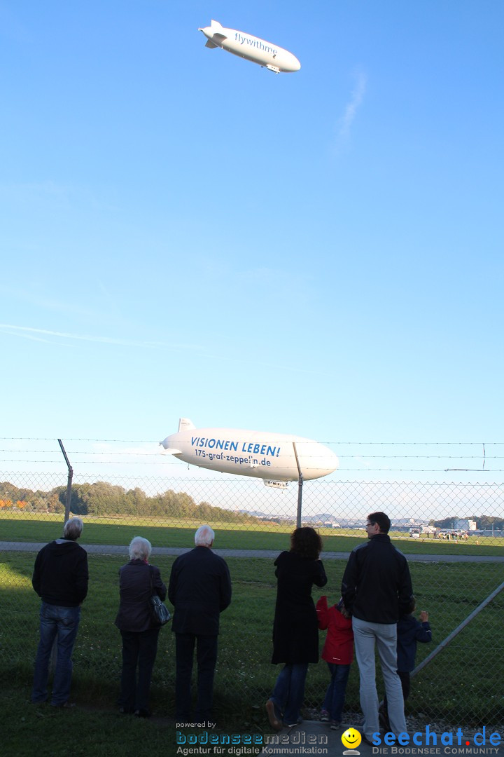 Zwei Zeppelin NT im Formations-Flug: Friedrichshafen am Bodensee, 19.10.201