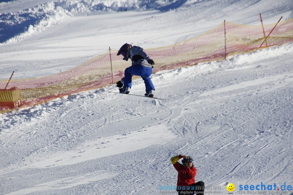 FIS Snowboardcross Weltcup im Montafon: Schruns, 08.12.2013