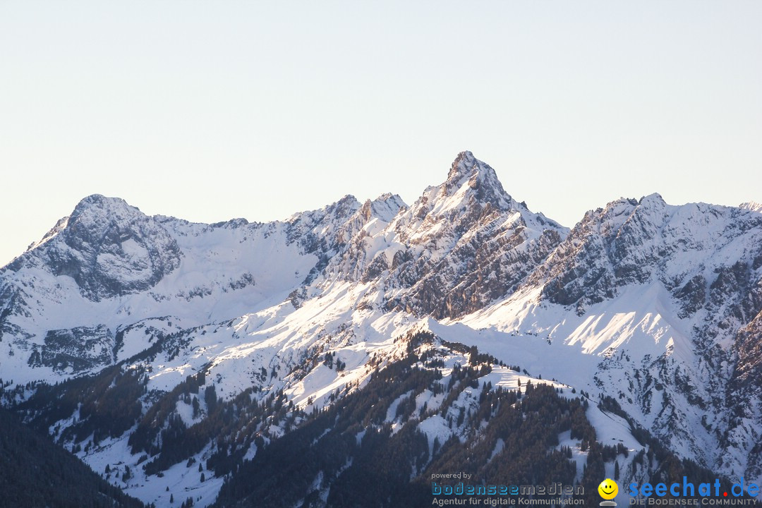 FIS Snowboardcross Weltcup im Montafon: Schruns, 08.12.2013