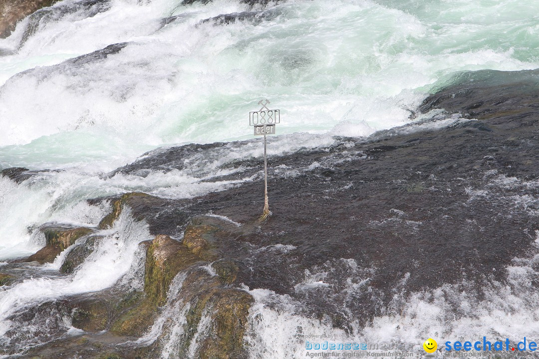 Rheinfall: Neuhausen - Schweiz: Schaffhausen am Bodensee, 09.04.2014