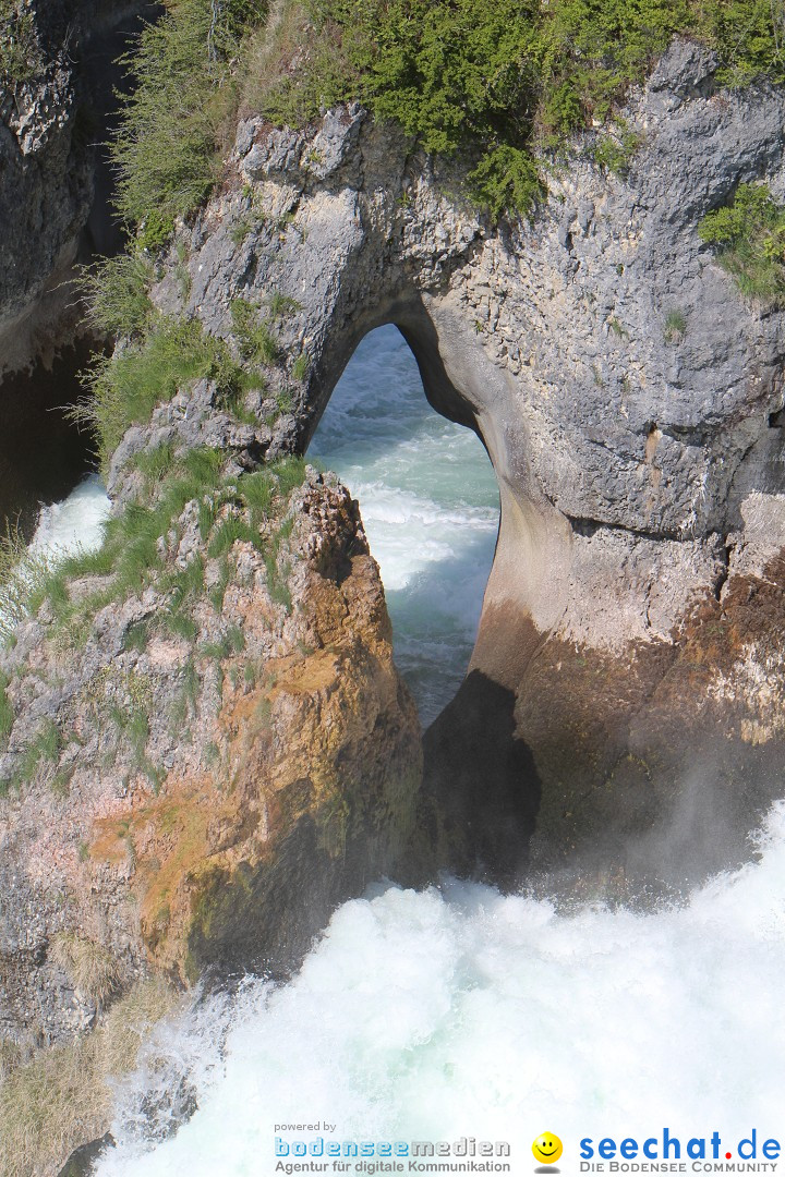 Rheinfall: Neuhausen - Schweiz: Schaffhausen am Bodensee, 09.04.2014