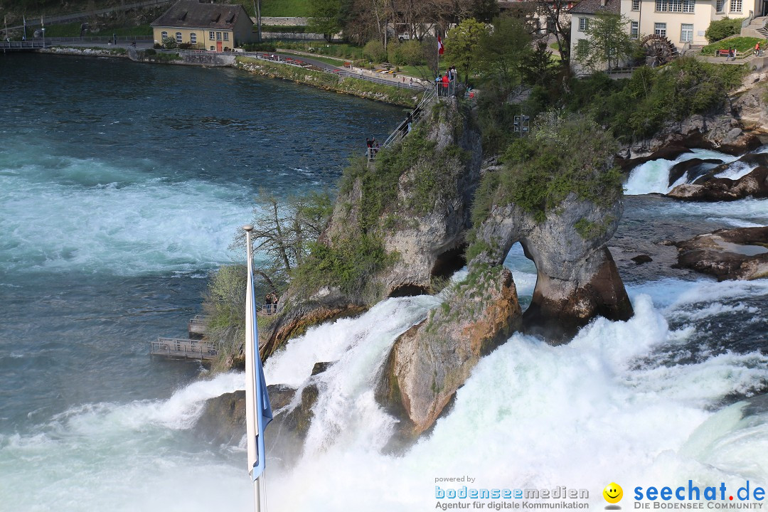 Rheinfall: Neuhausen - Schweiz: Schaffhausen am Bodensee, 09.04.2014