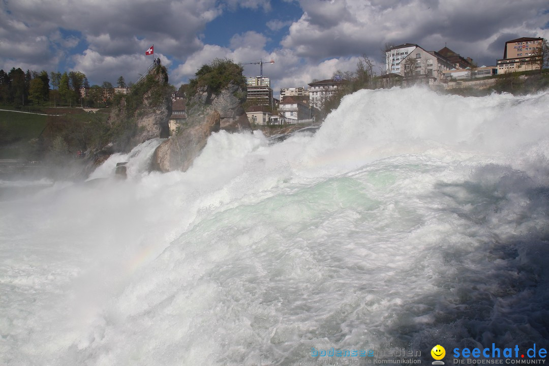 Rheinfall: Neuhausen - Schweiz: Schaffhausen am Bodensee, 09.04.2014