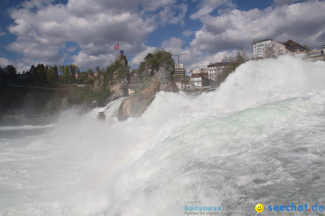 Rheinfall: Neuhausen - Schweiz: Schaffhausen am Bodensee, 09.04.2014