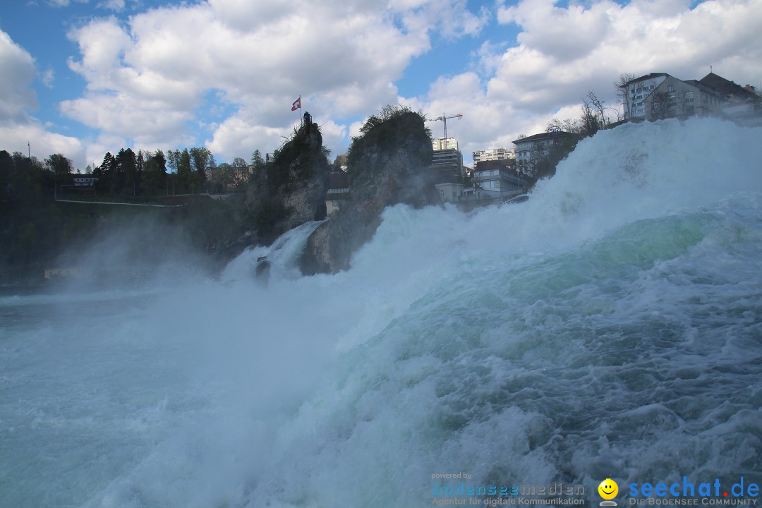 Rheinfall: Neuhausen - Schweiz: Schaffhausen am Bodensee, 09.04.2014