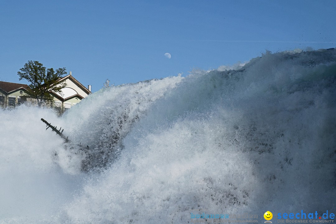 Rheinfall: Neuhausen - Schweiz: Schaffhausen am Bodensee, 09.04.2014