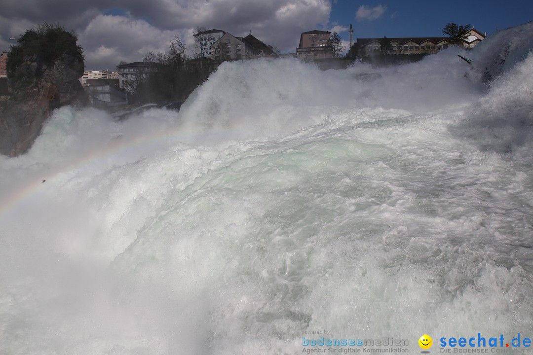 Rheinfall: Neuhausen - Schweiz: Schaffhausen am Bodensee, 09.04.2014