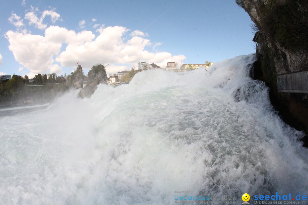 Rheinfall: Neuhausen - Schweiz: Schaffhausen am Bodensee, 09.04.2014