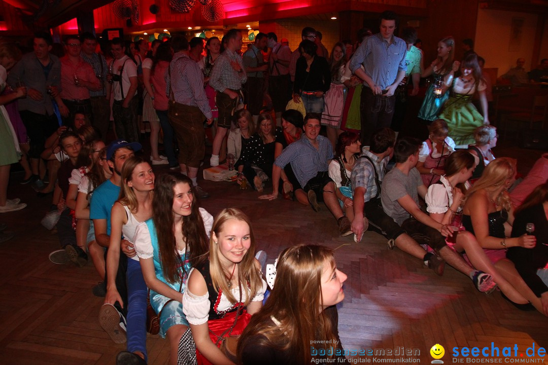 Dirndl- und Lederhosenparty mit Dirndknacker: Urnau am Bodensee, 12.04.2014