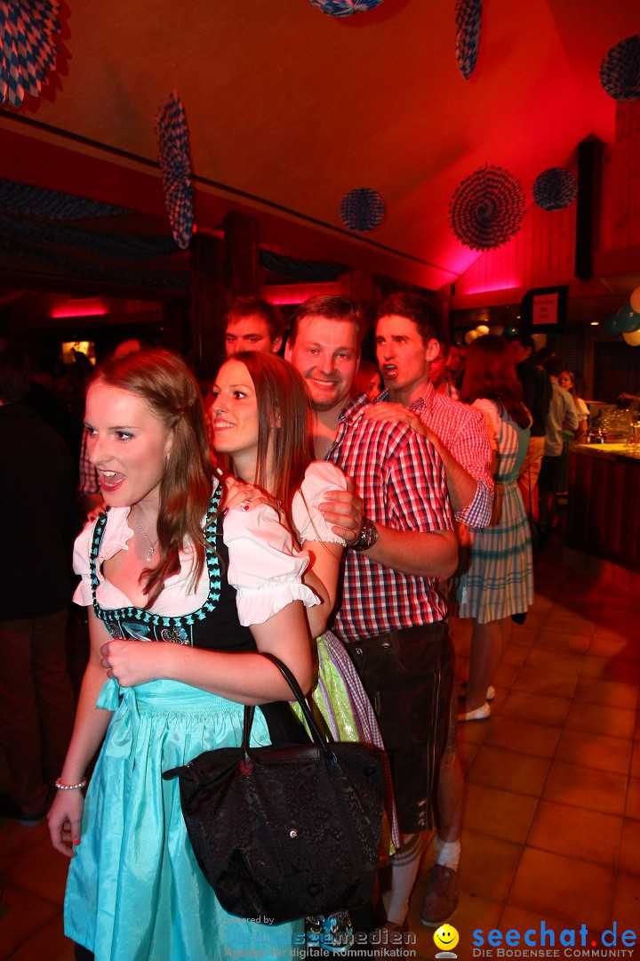 Dirndl- und Lederhosenparty mit Dirndknacker: Urnau am Bodensee, 12.04.2014