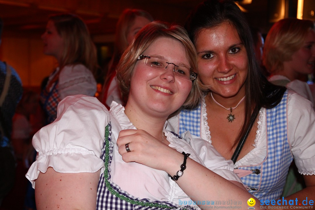 Dirndl- und Lederhosenparty mit Dirndknacker: Urnau am Bodensee, 12.04.2014