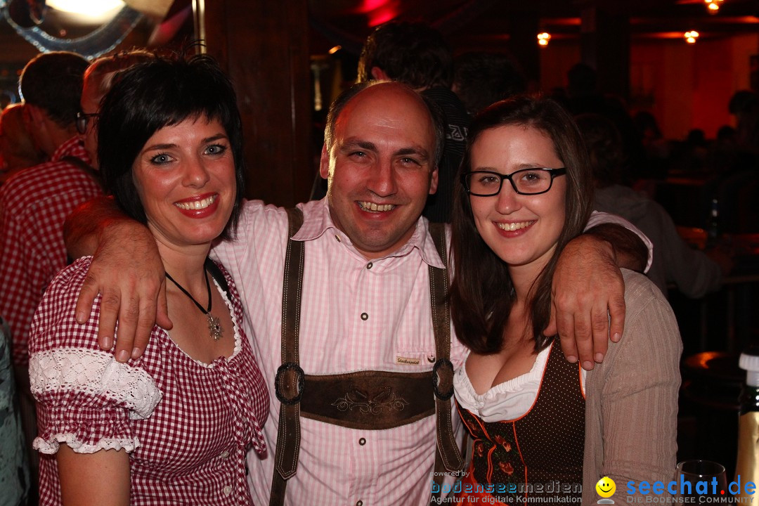 Dirndl- und Lederhosenparty mit Dirndknacker: Urnau am Bodensee, 12.04.2014