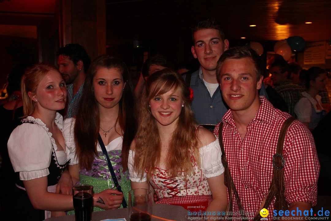 Dirndl- und Lederhosenparty mit Dirndknacker: Urnau am Bodensee, 12.04.2014