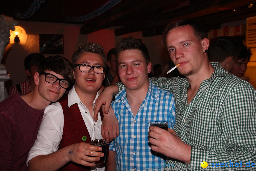 Dirndl- und Lederhosenparty mit Dirndknacker: Urnau am Bodensee, 12.04.2014