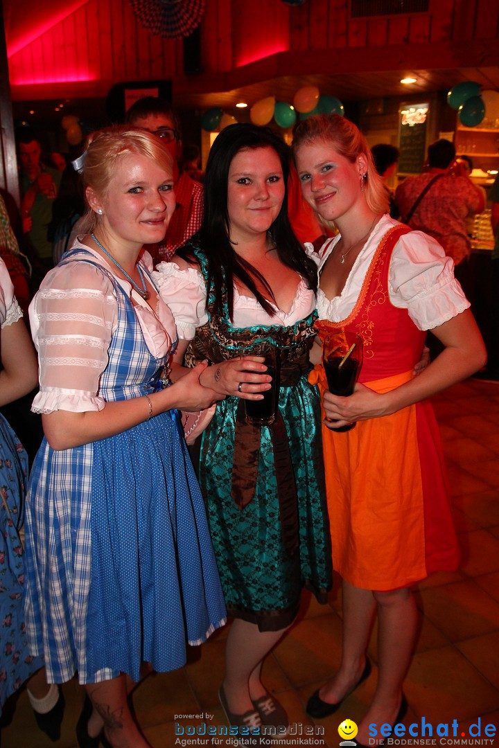 Dirndl- und Lederhosenparty mit Dirndknacker: Urnau am Bodensee, 12.04.2014