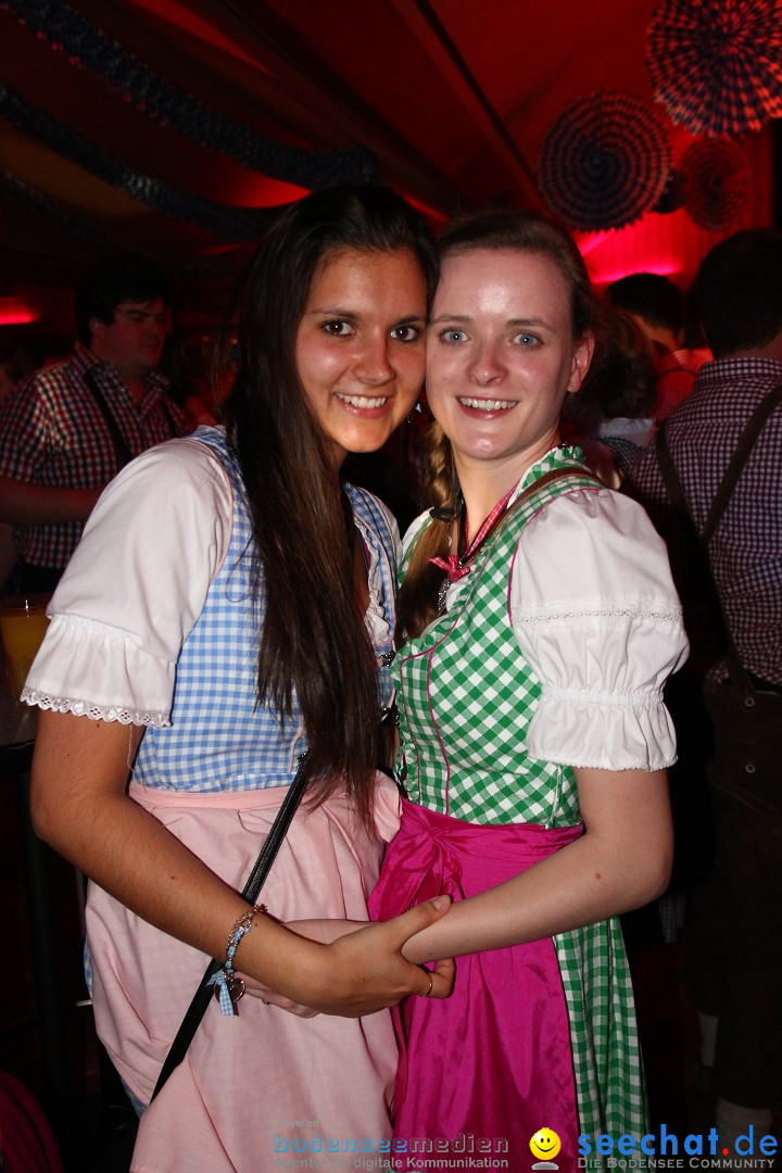 Dirndl- und Lederhosenparty mit Dirndknacker: Urnau am Bodensee, 12.04.2014