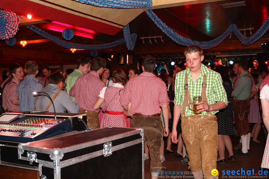 Dirndl- und Lederhosenparty mit Dirndknacker: Urnau am Bodensee, 12.04.2014