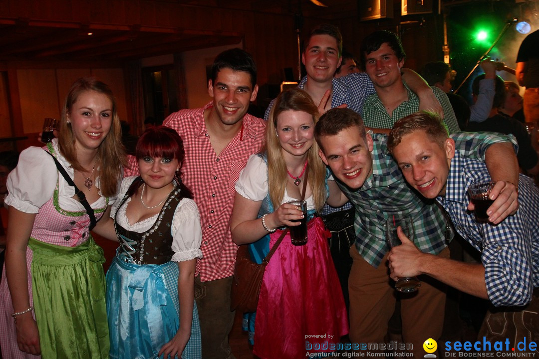 Dirndl- und Lederhosenparty mit Dirndknacker: Urnau am Bodensee, 12.04.2014