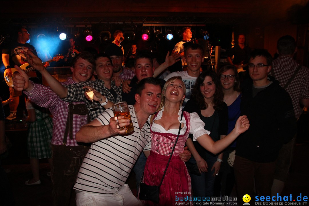 Dirndl- und Lederhosenparty mit Dirndknacker: Urnau am Bodensee, 12.04.2014