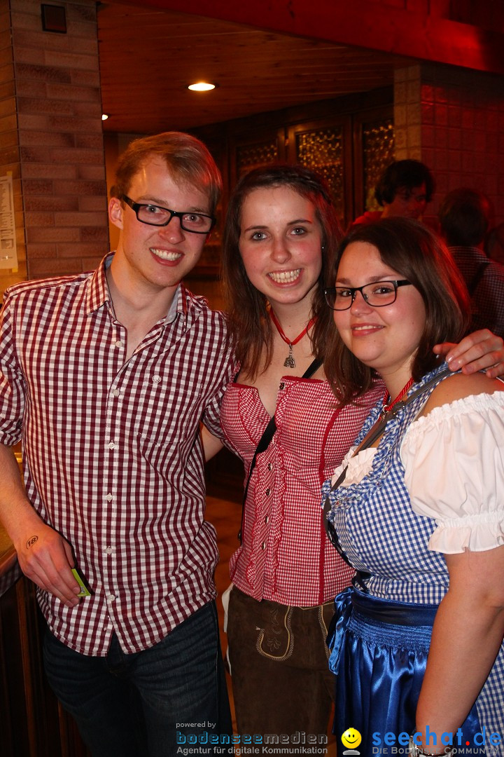 Dirndl- und Lederhosenparty mit Dirndknacker: Urnau am Bodensee, 12.04.2014