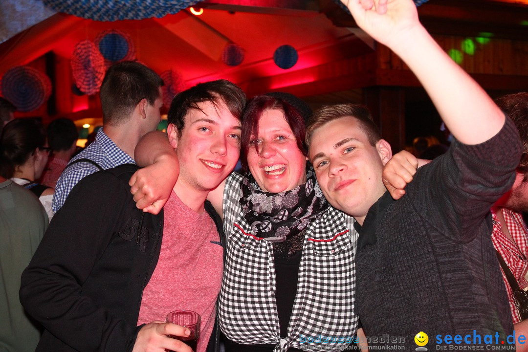 Dirndl- und Lederhosenparty mit Dirndknacker: Urnau am Bodensee, 12.04.2014