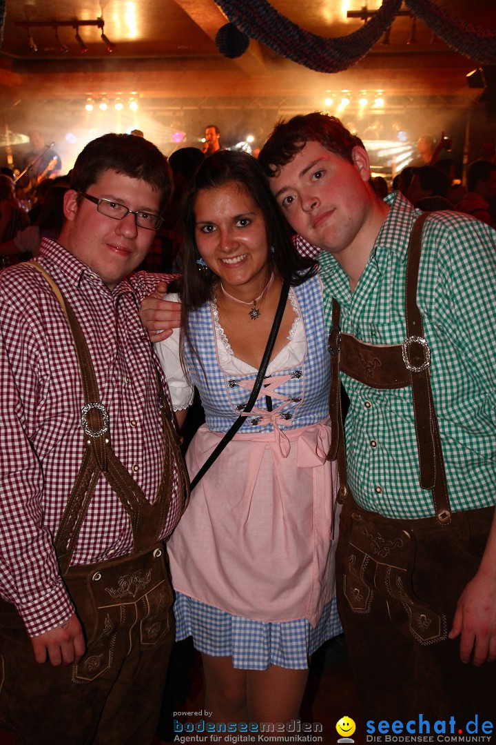 Dirndl- und Lederhosenparty mit Dirndknacker: Urnau am Bodensee, 12.04.2014