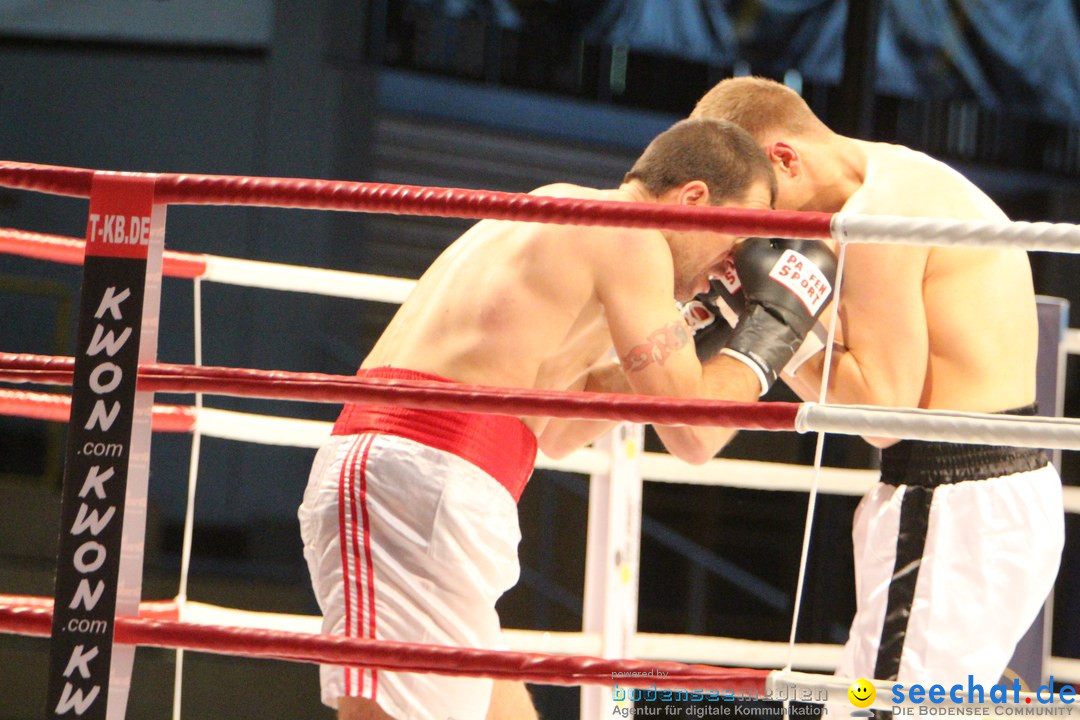 Rola El-Halabi vs. Victoria Cisneros: WM Boxkampf: Ulm, 10.05.2014