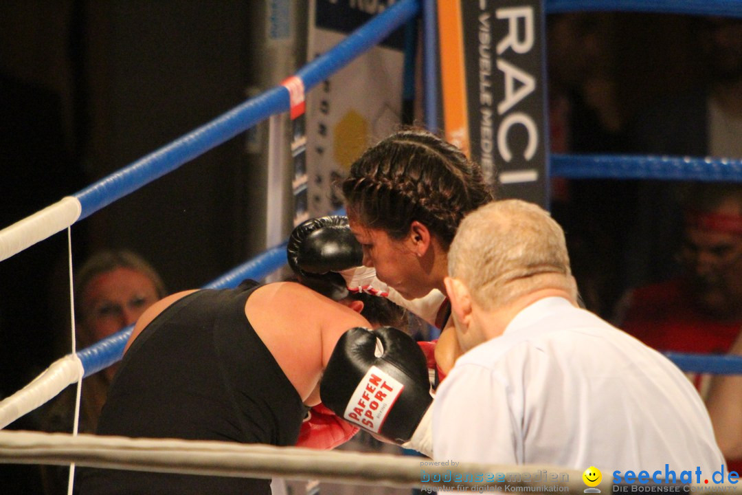 Rola El-Halabi vs. Victoria Cisneros: WM Boxkampf: Ulm, 10.05.2014