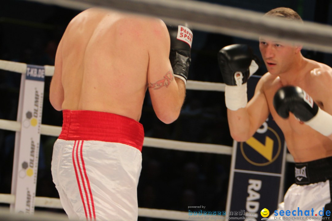 Rola El-Halabi vs. Victoria Cisneros: WM Boxkampf: Ulm, 10.05.2014