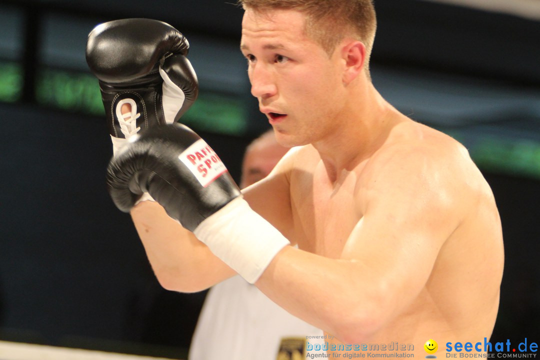 Rola El-Halabi vs. Victoria Cisneros: WM Boxkampf: Ulm, 10.05.2014