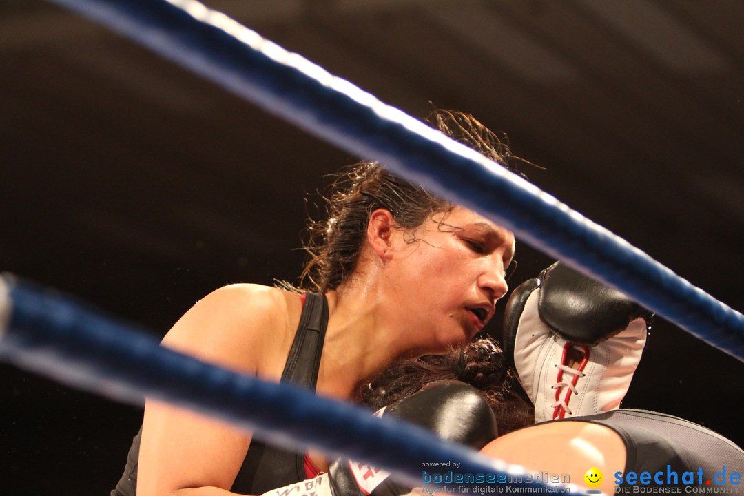 Rola El-Halabi vs. Victoria Cisneros: WM Boxkampf: Ulm, 10.05.2014