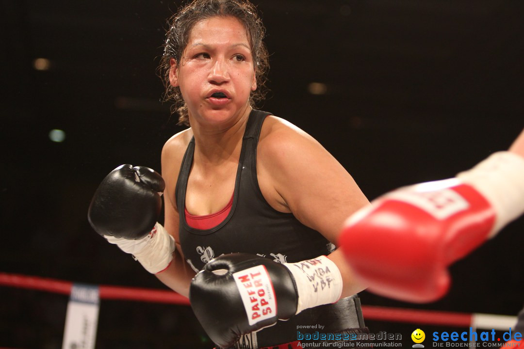 Rola El-Halabi vs. Victoria Cisneros: WM Boxkampf: Ulm, 10.05.2014