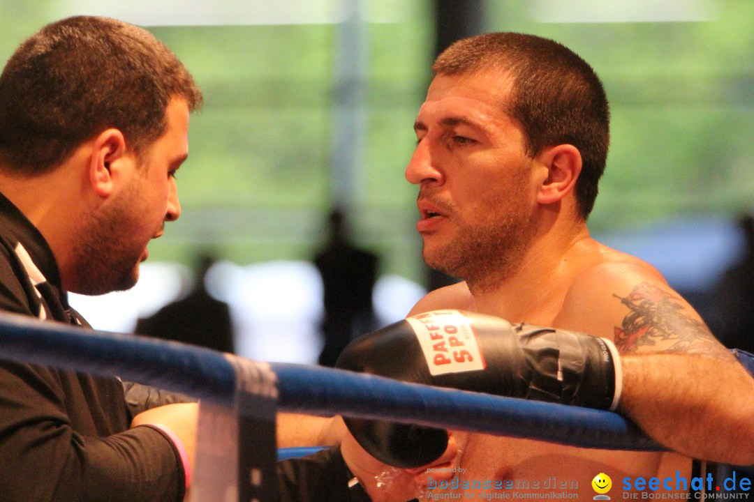 Rola El-Halabi vs. Victoria Cisneros: WM Boxkampf: Ulm, 10.05.2014