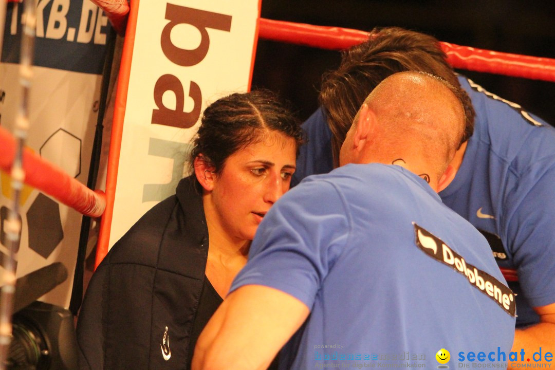 Rola El-Halabi vs. Victoria Cisneros: WM Boxkampf: Ulm, 10.05.2014