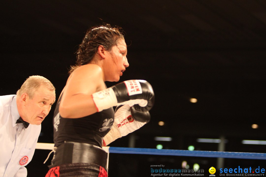 Rola El-Halabi vs. Victoria Cisneros: WM Boxkampf: Ulm, 10.05.2014