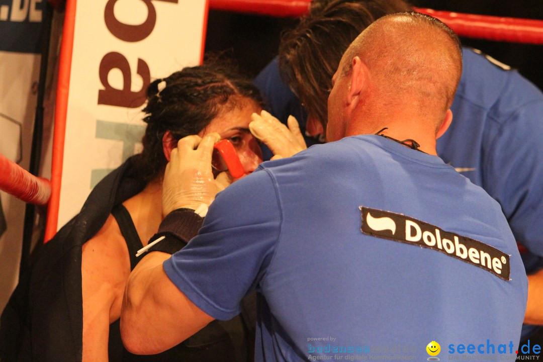 Rola El-Halabi vs. Victoria Cisneros: WM Boxkampf: Ulm, 10.05.2014