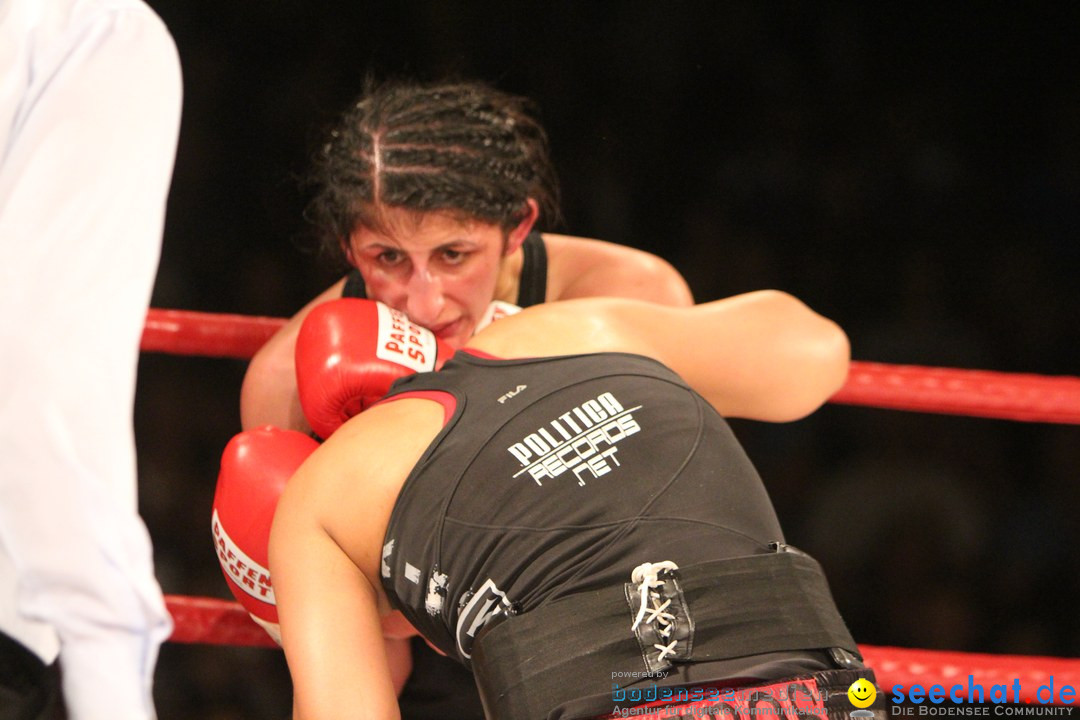 Rola El-Halabi vs. Victoria Cisneros: WM Boxkampf: Ulm, 10.05.2014