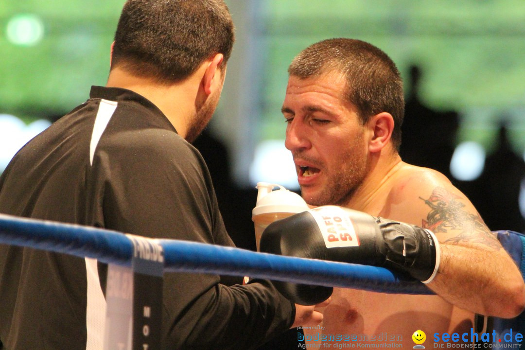 Rola El-Halabi vs. Victoria Cisneros: WM Boxkampf: Ulm, 10.05.2014