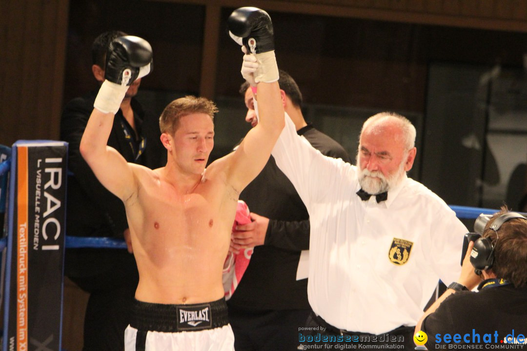 Rola El-Halabi vs. Victoria Cisneros: WM Boxkampf: Ulm, 10.05.2014