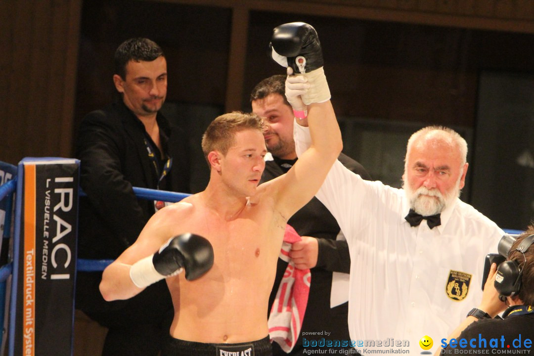 Rola El-Halabi vs. Victoria Cisneros: WM Boxkampf: Ulm, 10.05.2014