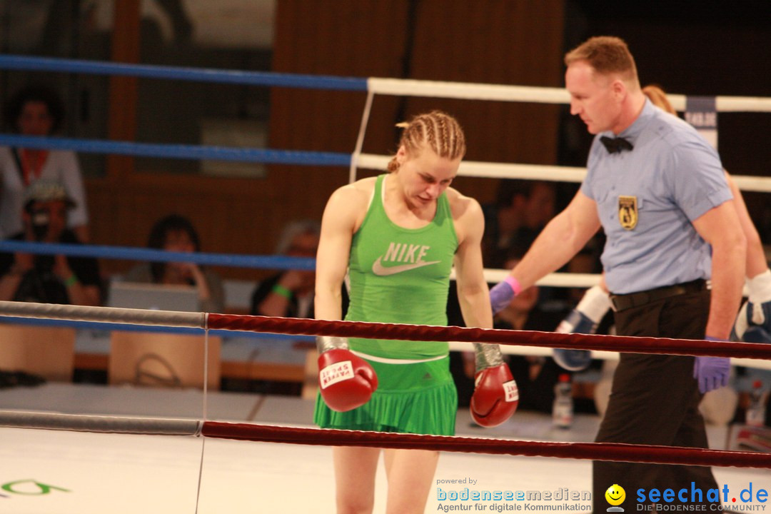 Rola El-Halabi vs. Victoria Cisneros: WM Boxkampf: Ulm, 10.05.2014