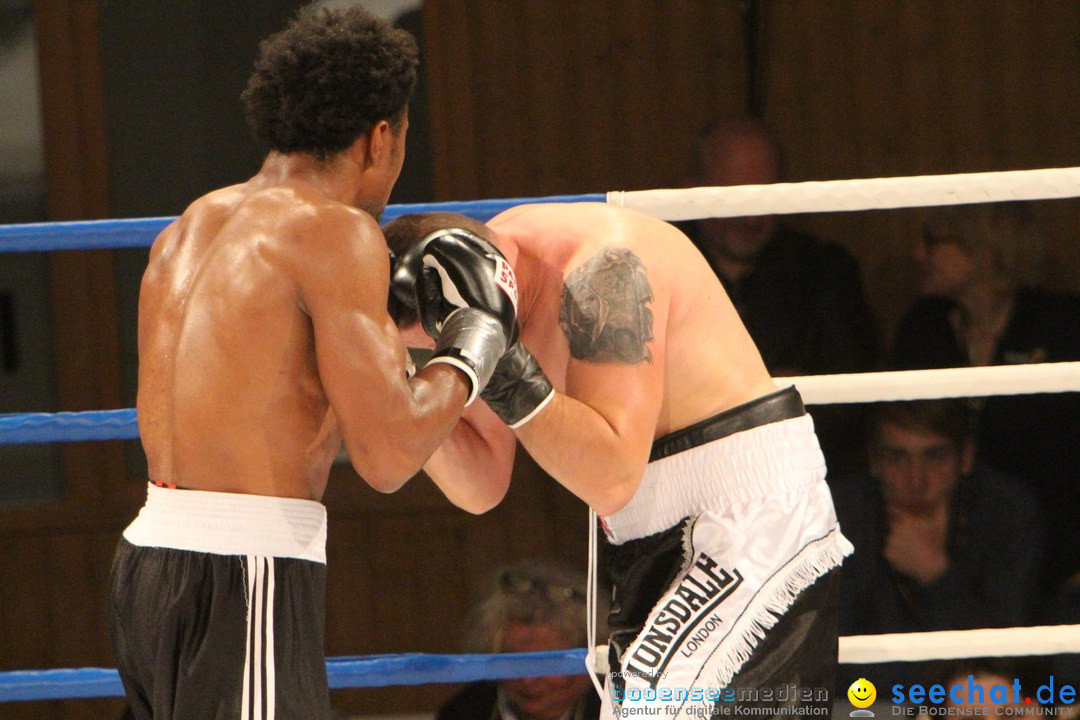 Rola El-Halabi vs. Victoria Cisneros: WM Boxkampf: Ulm, 10.05.2014