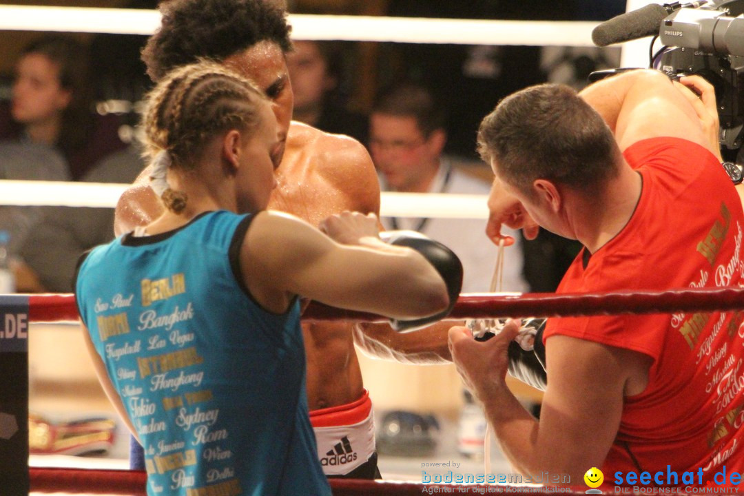 Rola El-Halabi vs. Victoria Cisneros: WM Boxkampf: Ulm, 10.05.2014